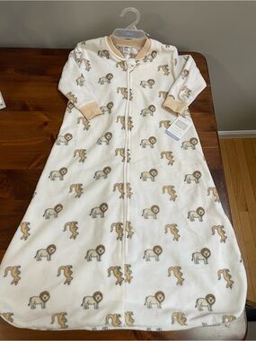 New Hudson Baby White Sleep Sack Pajamas with Tan Lion & Kangaroo Print 18-24m